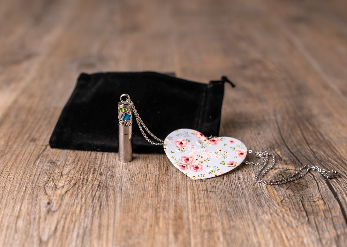 AROMATHERAPY NECKLACE PENDANT